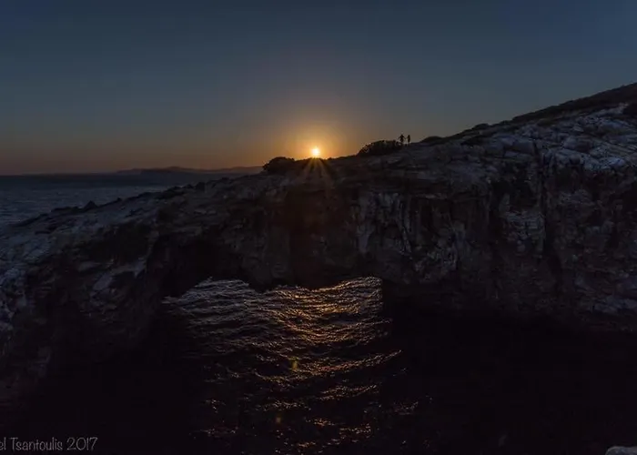Amphitrite's Haven - Cycladic House In Marpissa, Paros * Marpissa